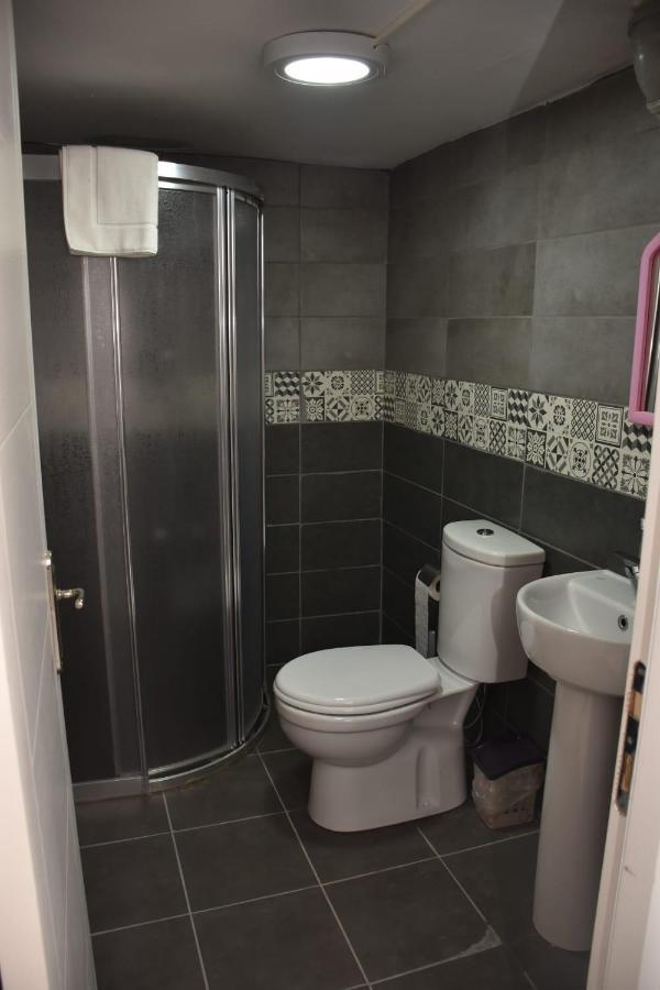 Oerge Suit Apart Hotel Istanbul Exterior photo